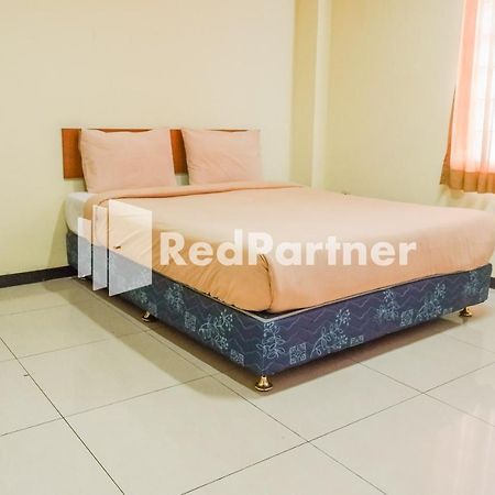 Grand Kembar Hotel Mitra Reddoorz Bandung Zewnętrze zdjęcie